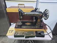 Antica macchina da cucire 1922 SINGER 66 "REDEYE" con custodia funzionante G9623174