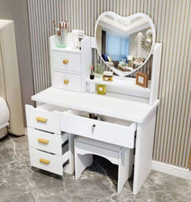 Postazione trucco toeletta