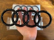 LOGO ANTERIORE AUDI nero lucido 249mm A1 A3 A4 A5 A6 A7 Q5 STEMMA EMBLEMA ANELLI
