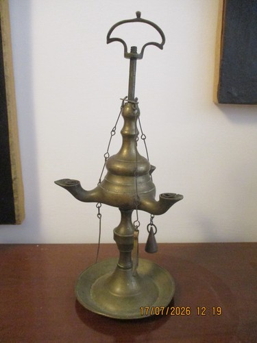 Antica lampada olio - lampada,