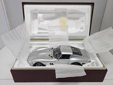 Ferrari 250 GTO CMC 1:18