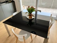 Tavolo Calligaris in vetro nero come nuovo 140x140