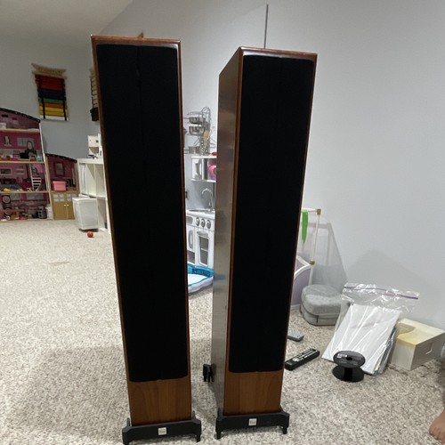 Vienna acoustics mozart - acoustics,