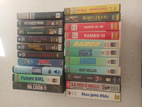 Film vhs videocassette - film,