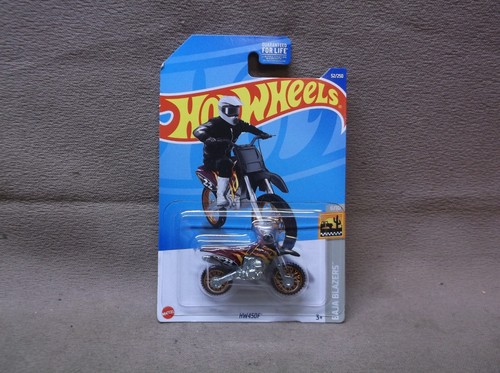 Hot wheels dark red 2022 - hot,