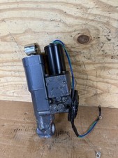 Yamaha Trim Tilt Assembly