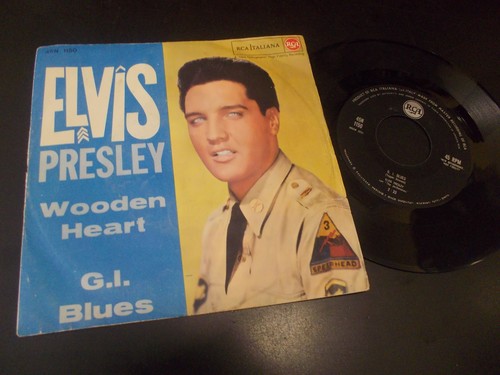 Elvis presley wooden heart - –,