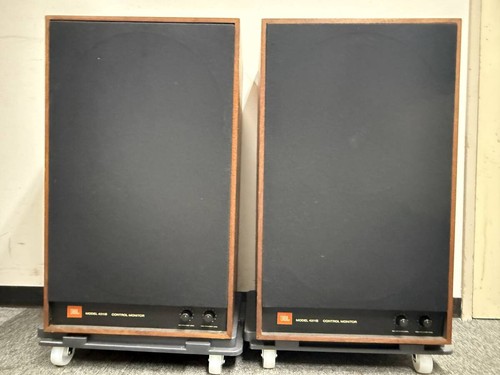 Jbl 4311bwx speakers pair - speakers,