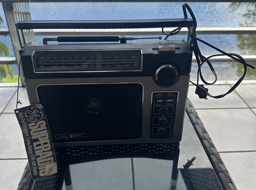 Radio portatile vintage anni
