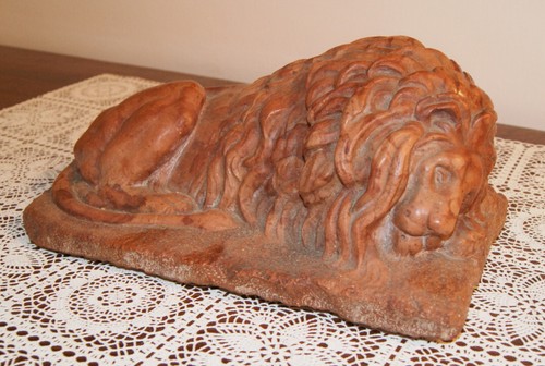 Leone marmo rosso - leone,
