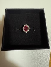 Anello Oro Bianco 18 carati - Rubino - Diamanti