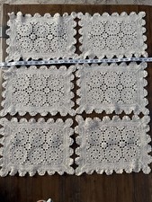 Centrini all'uncinetto color