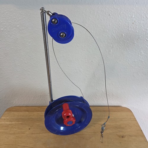 Scotty lake troller downrigger - scotty,