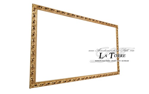Cornice classica traforata