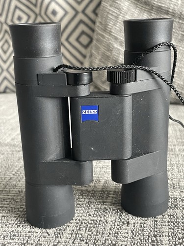 Binocolo carl zeiss 10x25b - carl, t*