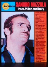 CALCIATORE FOCUS SU SANDRO