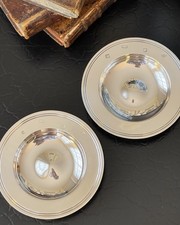 Splendida coppia di piatti