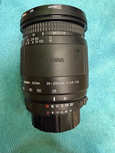 Sigma 200 8 5 - mm, f/3.8-5.6