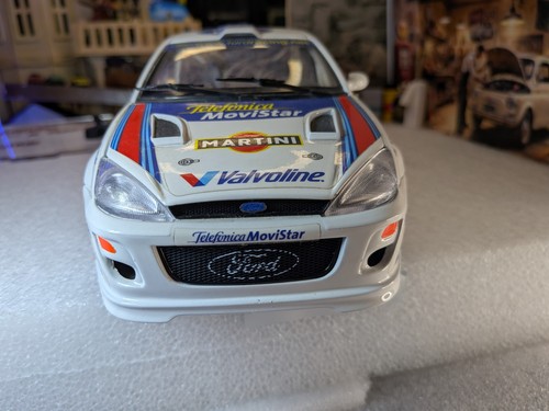 Ford focus rally - ford, martini