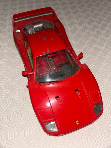 Burago ferrari f40 1 - burago,