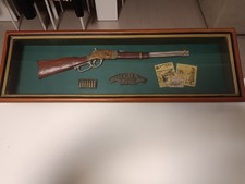 Rara Vetrina Display Western