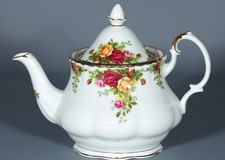 ROYAL ALBERT OLD COUNTRY ROSES