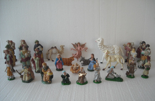 Stock 500 statuine personaggi - statuine,
