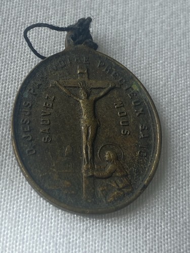 Antico ciondolo medaglia