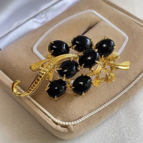 Spilla stile corallo nero