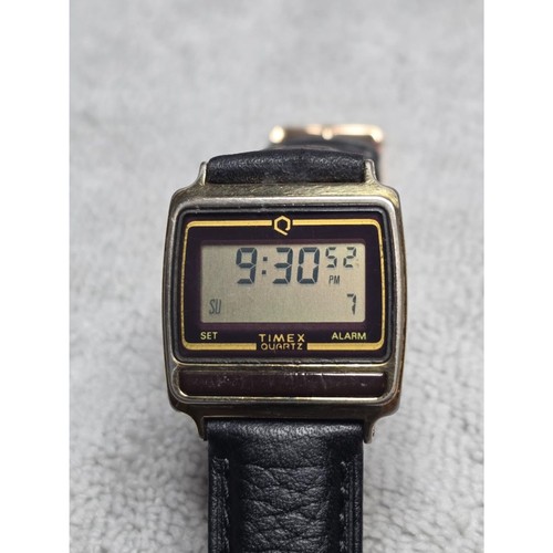 Orologio elegante digitale