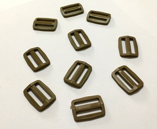 Fibbia regolabile plastica