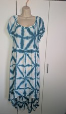 Splendido abito stile spagnolo