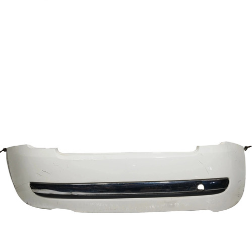 Paraurti posteriore bianco