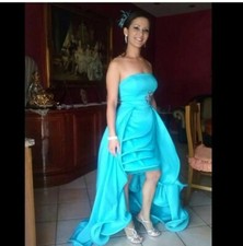 abito da cerimonia con scialla. Taglia 40, colore turchese. Indossato solo 1 gg.