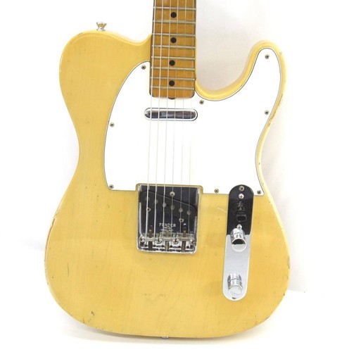 Chitarra elettrica - (fender),