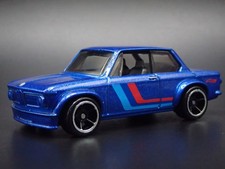BMW 2002 Blu 1:64 Scala