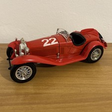 BURAGO 1/18 - Alfa Romeo 2300 Spider (1932) Rossa