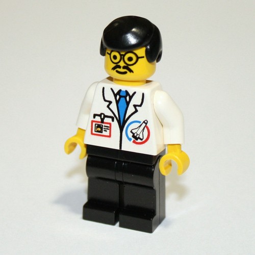 Lego launch command - lego, scienziato