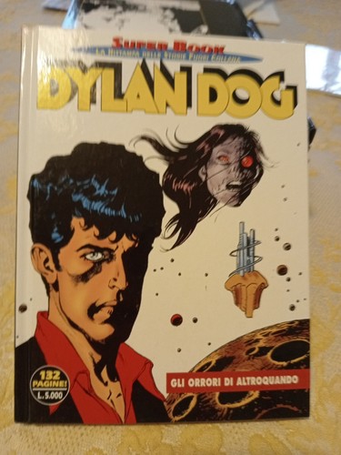 Dylan dog super book - dylan, #