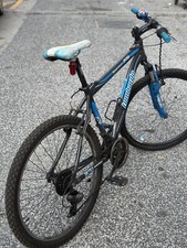 Bicicletta mountain bike - bicicletta,