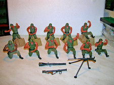 SOLDATINI MATTEL-EROI IN AZIONE-ANNI 70-11 SOGGETTI-1 CON DIFETTO-SOLO TRE ARMI