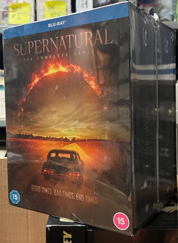 Supernatural the complete - supernatural:,