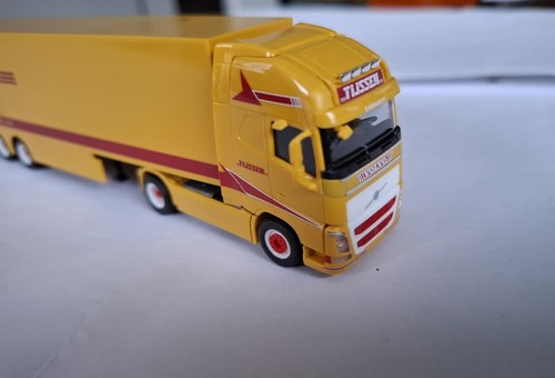 Herpa 305402 volvo - herpa, fh460