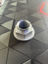 DADO CUSCINETTO RUOTA M24 x