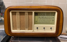 TELEFUNKEN Mod. T 22 radio valvole FUNZIONANTE vintage Anni 50 Italy Radiomuseum