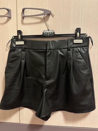 Pantaloncino pelle nero di - pelle,
