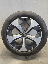 Volvo XC40 2023 19 pollici