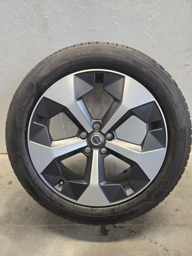 Volvo xc40 2023 - 19, pollici