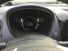 Peugeot iOn Tacho -