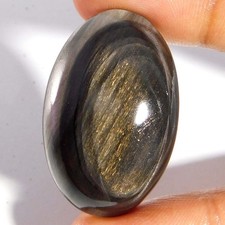 Pietra preziosa cabochon ovale